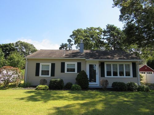22 Birch St, Bourne, MA, 02532-3004 | Card Image