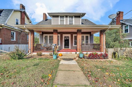 2127 Denniston Ave Sw, Roanoke, VA, 24015-2027 | Card Image