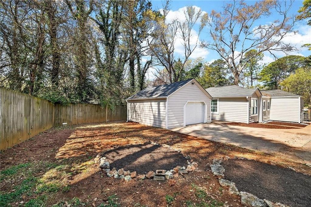 Residential Lease in Decatur 5