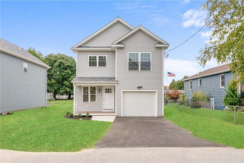 9 Kinsman St, Cumberland, RI, 02864-7906 | Card Image
