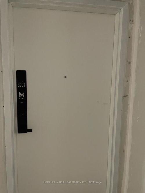 3902-3900 Confederation Pky, Mississauga, ON, L5B0M3 | Card Image