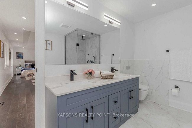 137 Mcmurchy Ave S, House other with 4 bedrooms, 4 bathrooms and 6 parking in Brampton ON | Image 17