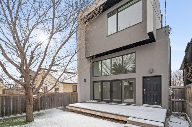 818 23 Avenue Nw, Home with 4 bedrooms, 2 bathrooms and 2 parking in Calgary AB | Image 49