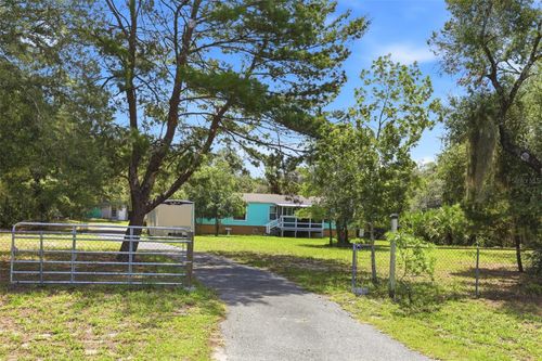 44238 Forest View Rd, DELAND, FL, 32720-8076 | Card Image