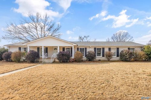 3204 Beverly Dr Sw, Huntsville, AL, 35801-3474 | Card Image