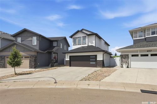 421 Germain Manor, Saskatoon, SK, S7V0V1 | Card Image