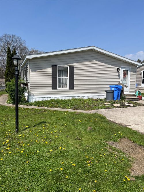 1696 Edgewood Dr, Erie, PA, 16509-4955 | Card Image