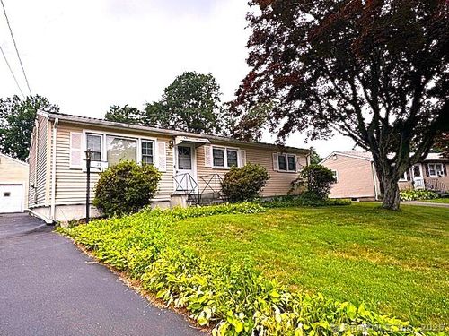 21 Eastwood Rd, Bridgeport, CT, 06606-1409 | Card Image