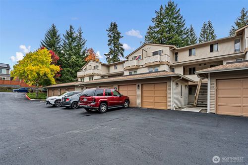 204-4701 Nw Walgren Dr, Silverdale, WA, 98383-6818 | Card Image