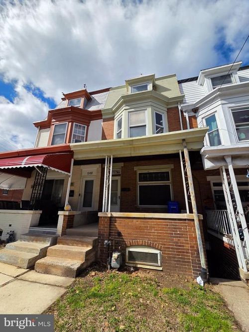 1102 N Front St, READING, PA, 19601-1418 | Card Image
