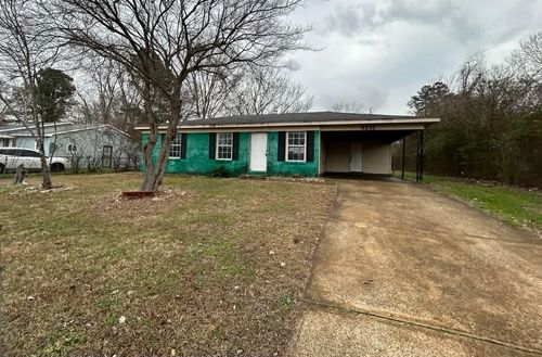 8216 Leighton Ln, Millington, TN, 38053-5708 | Card Image