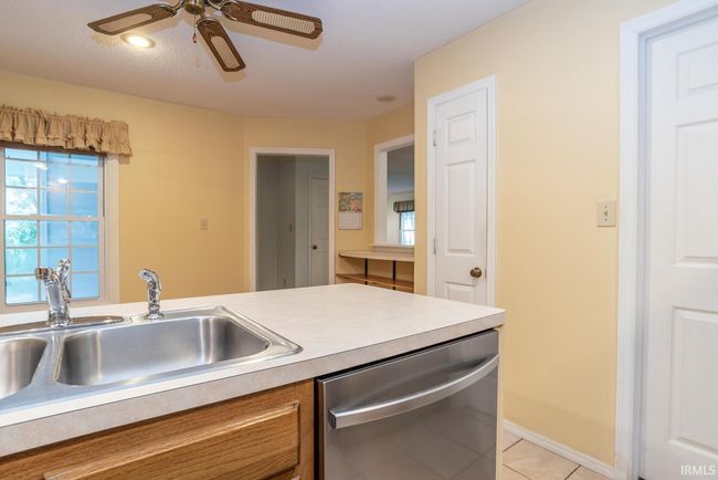 3718 S Grasstree Ct, Condo with 2 bedrooms, 2 bathrooms and null parking in Bloomington IN | Image 7