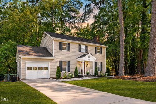 1002 Apache Ln, Apex, NC, 27502-1602 | Card Image