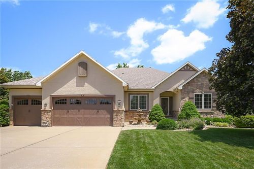 2916 Sw Lewis Dr, Lee's Summit, MO, 64081-4148 | Card Image