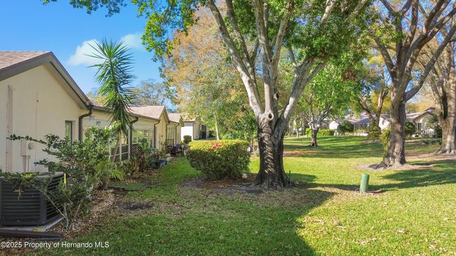 7429 Heather Walk Dr, Townhouse with 2 bedrooms, 2 bathrooms and null parking in WEEKI WACHEE FL | Image 36