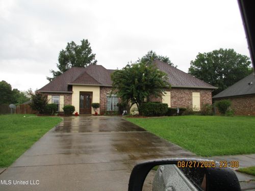 413 Ashtree Ln, Madison, MS, 39110-6702 | Card Image