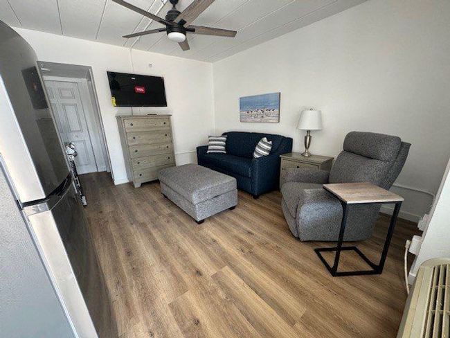 UNIT-6 - 1305 Washington Ave, Condo with 1 bedrooms, 1 bathrooms and null parking in Bay City MI | Image 5