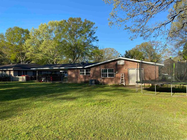 701 Walnut St, House other with 4 bedrooms, 2 bathrooms and null parking in Crossett AR | Image 28