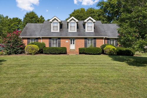6617 N Creekwood Dr, Brentwood, TN, 37027-7840 | Card Image