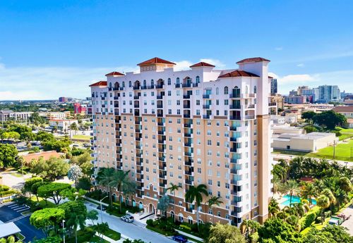 apt-812-616 Clearwater Park Rd, West Palm Beach, FL, 33401-6249 | Card Image