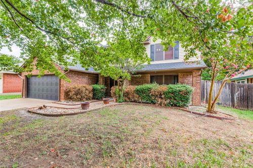 2104 Bershire Dr, Flower Mound, TX, 75028-4502 | Card Image