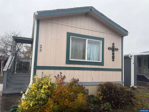 25-612 N Cascade Dr, Woodburn, OR, 97071-3053 | Card Image