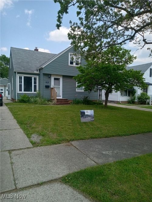 13681 Shady Oak Blvd, Garfield Heights, OH, 44125-6030 | Card Image