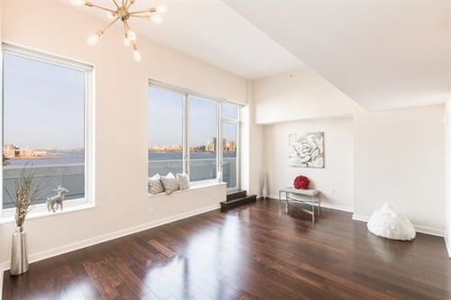 ph702-1000 Avenue At Port Imperial, Weehawken, NJ, 07086-6977 | Card Image