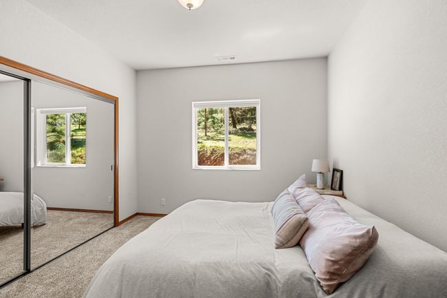 22_2295 w evans creek road - 21 | Image 24