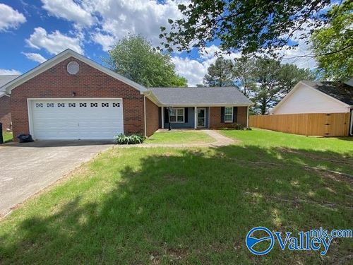 223 Prairie Dr, Madison, AL, 35758-7382 | Card Image