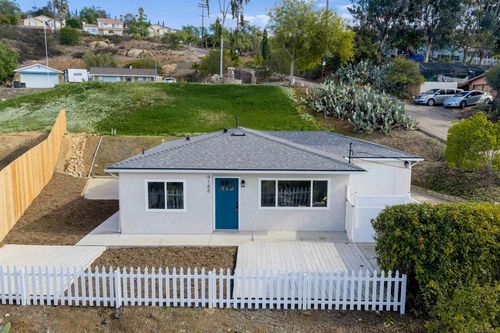 9188 Valencia St, Spring Valley, CA, 91977-3321 | Card Image