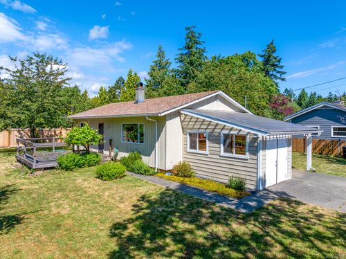 375 Church St, Comox, BC, V9M2C1 | Card Image