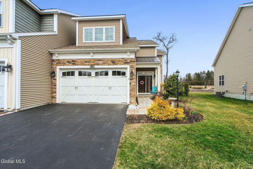 24C Idared Ln, Halfmoon, NY, 12065-4463 | Card Image