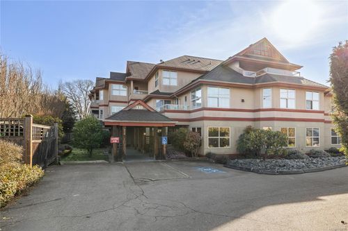 204-330 Brae Rd, Duncan, BC, V9L3T8 | Card Image
