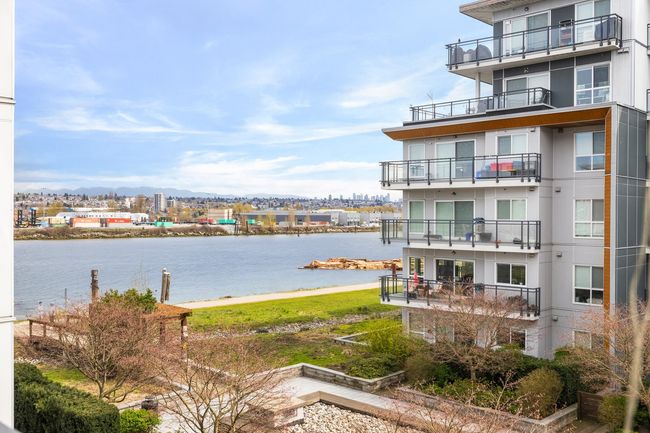 316 - 10033 River Drive, Condo with 2 bedrooms, 2 bathrooms and 1 parking in Richmond BC | Image 3
