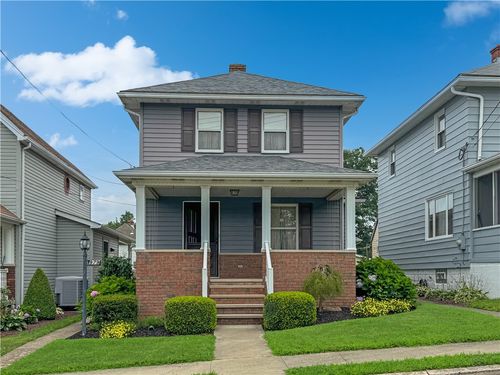 979 9th St, West Pittsburg, PA, 16160-1019 | Card Image