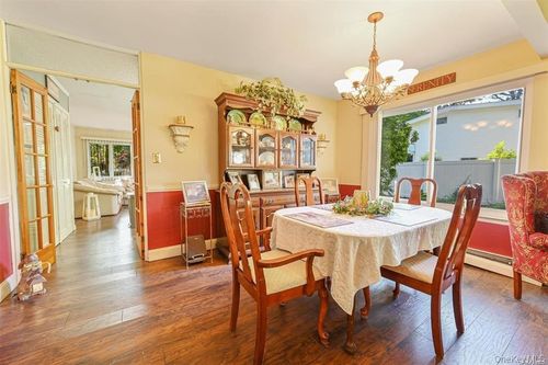 38 Glenmere Ln, Coram, NY, 11727-1429 | Card Image