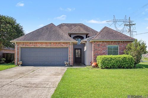 11374 Juban Parc Ave, Denham Springs, LA, 70726-6487 | Card Image