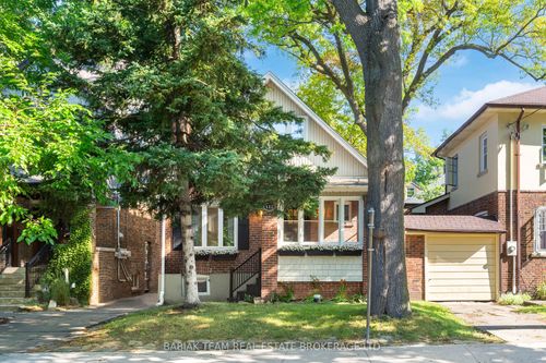 122 Colbeck St, Toronto, ON, M6S1V5 | Card Image