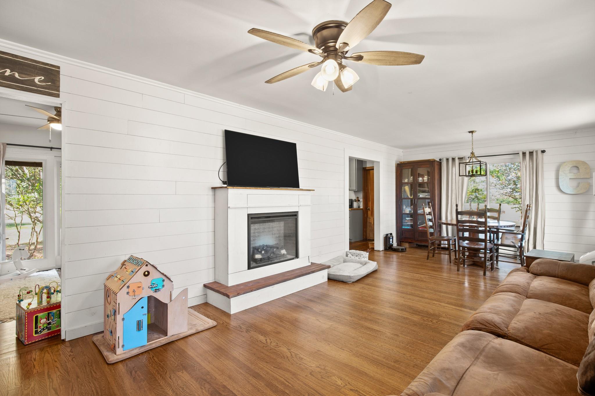 Residential in Paige 2