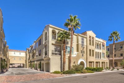 5108 - 2555 Hampton Road, Condo with 2 bedrooms, 2 bathrooms and null parking in Henderson NV | Image 2