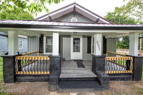 2800 Nichols Ave, Knoxville, TN, 37917-7030 | Card Image