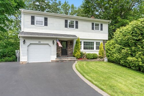 26 Johnston Ave, Northport, NY, 11768-2908 | Card Image