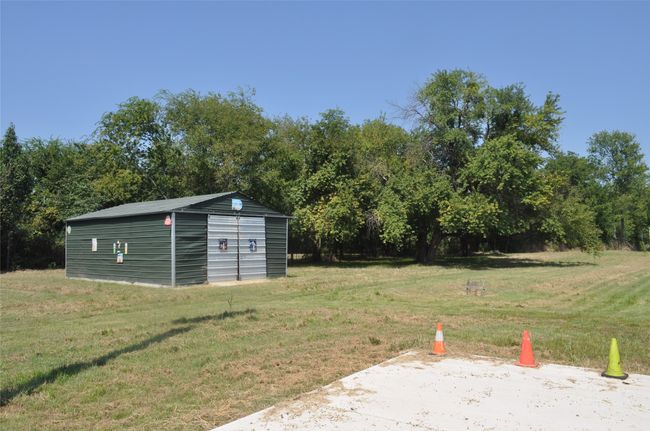 View of yard | Image 20