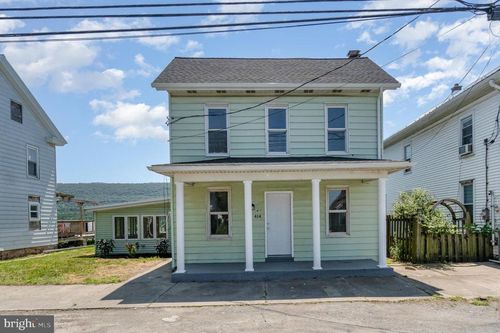 414 E Market St, GRATZ, PA, 17030-4300 | Card Image