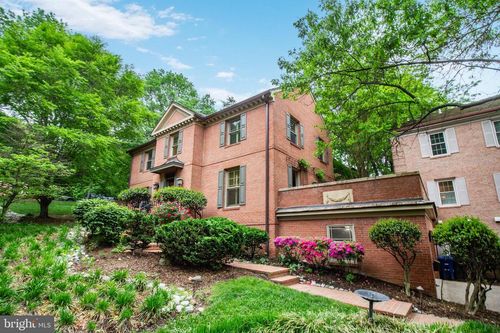 1802 24th St S, Arlington, VA, 22202-1535 | Card Image