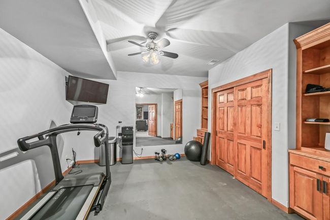 W226N3550 Wethersfield Road, House other with 5 bedrooms, 3 bathrooms and null parking in Pewaukee WI | Image 38