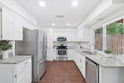 228 Wildfire Dr, Lewisville, TX, 75067-5260 | Card Image