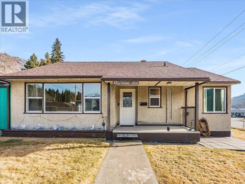 3201 Highway Drive, Trail, BC, V1R2T5 | Card Image