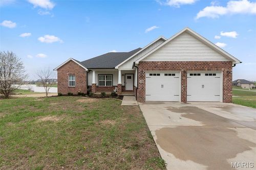 273 Sunset Vw, Cape Girardeau, MO, 63701-5200 | Card Image